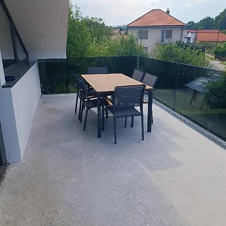 Luxury Family With Terrace Frigo Apartment Maribor