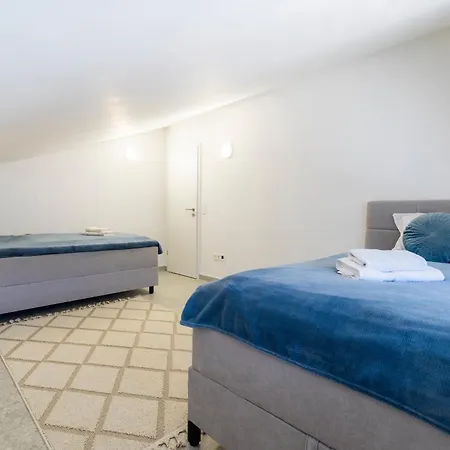 Luxury Family With Terrace Frigo Maribor