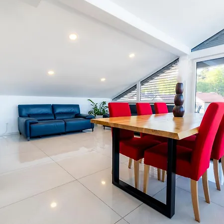 Luxury Family With Terrace Frigo Maribor