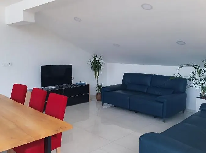 Apartma Frigo Apartment *