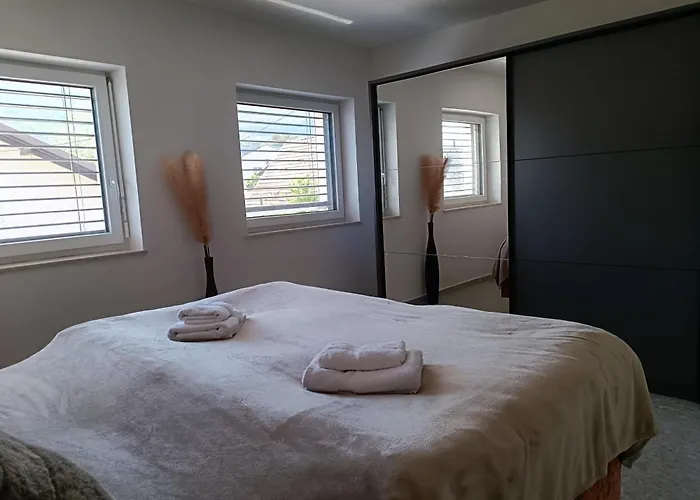 Apartma Frigo Apartment *